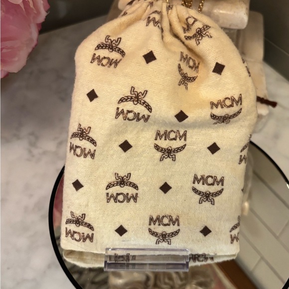 EUC MCM Green and Brown compact unisex Wallet with branded dust bag - Picture 6 of 6